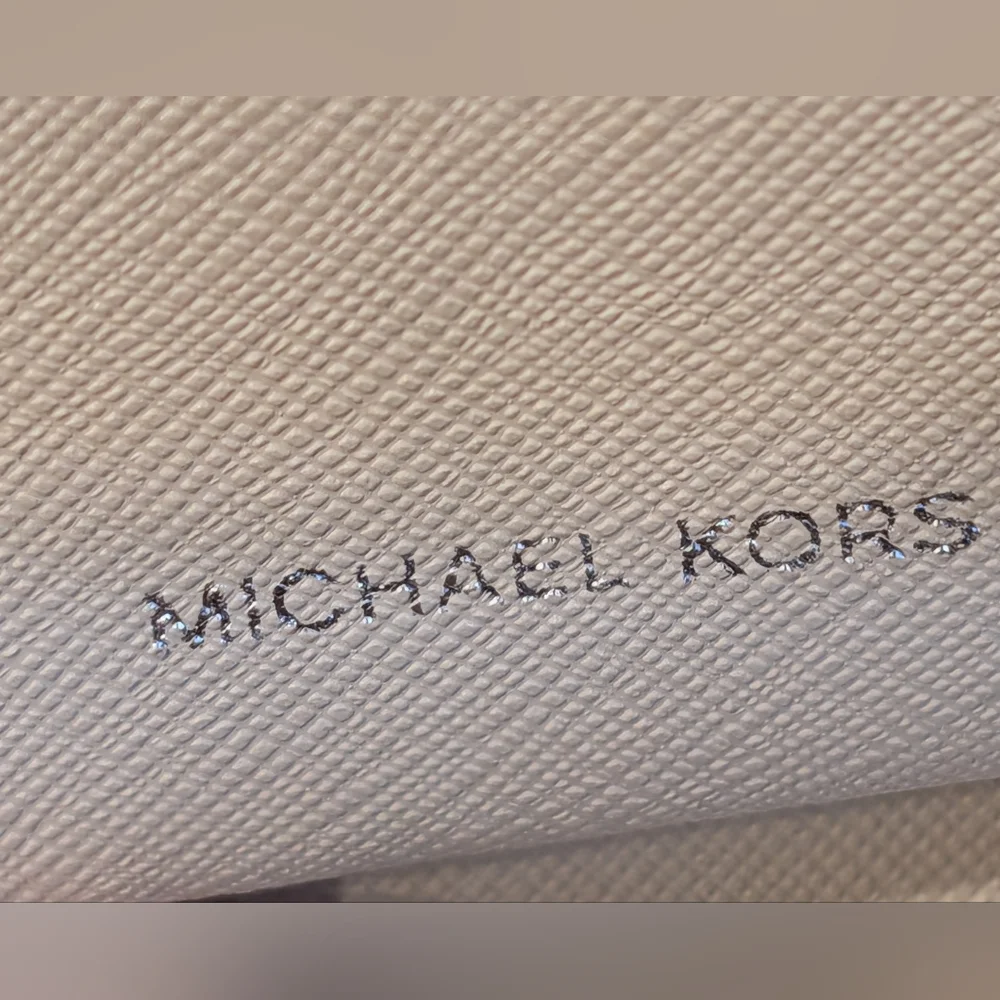 MICHAEL KORS Jet Set Python Snakeskin Leather Wallet EUC